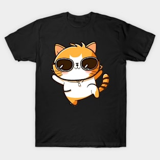 Cute ginger cat wearing sunglasses T-Shirt